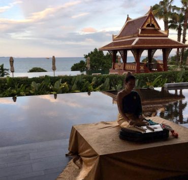 Hotel Review Amatara Wellness Resort Phuket Lobby Area Musician