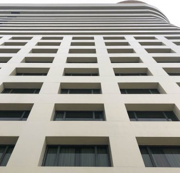 ASQ in Thailand - Avani Atrium Hotel Review Hotel Architecture